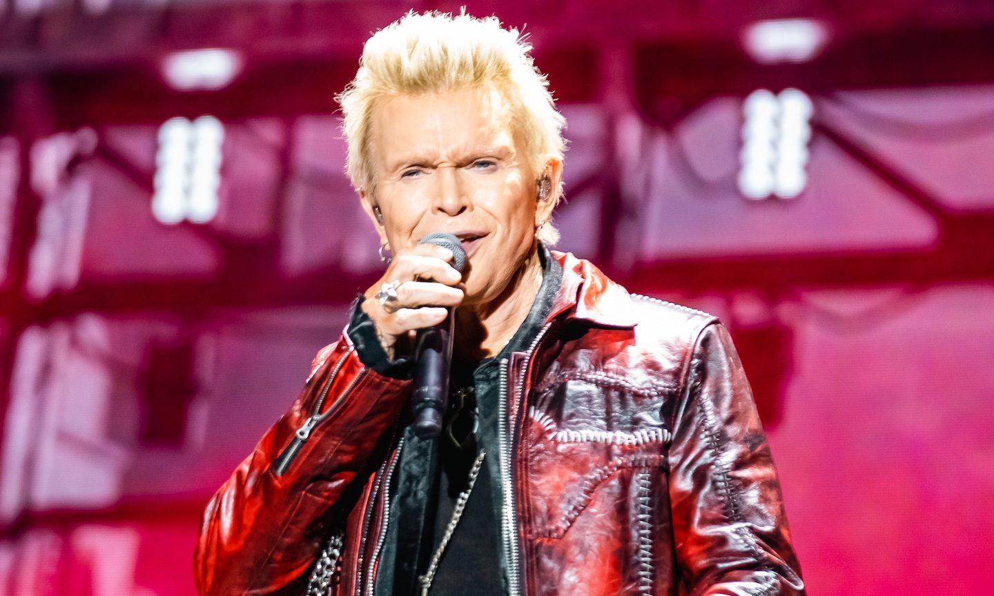 Billy Idol live on tour